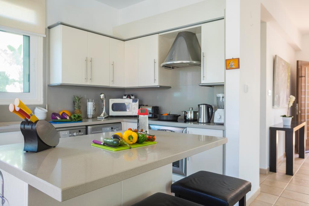 Villa Ricky Protaras Ngoại thất bức ảnh