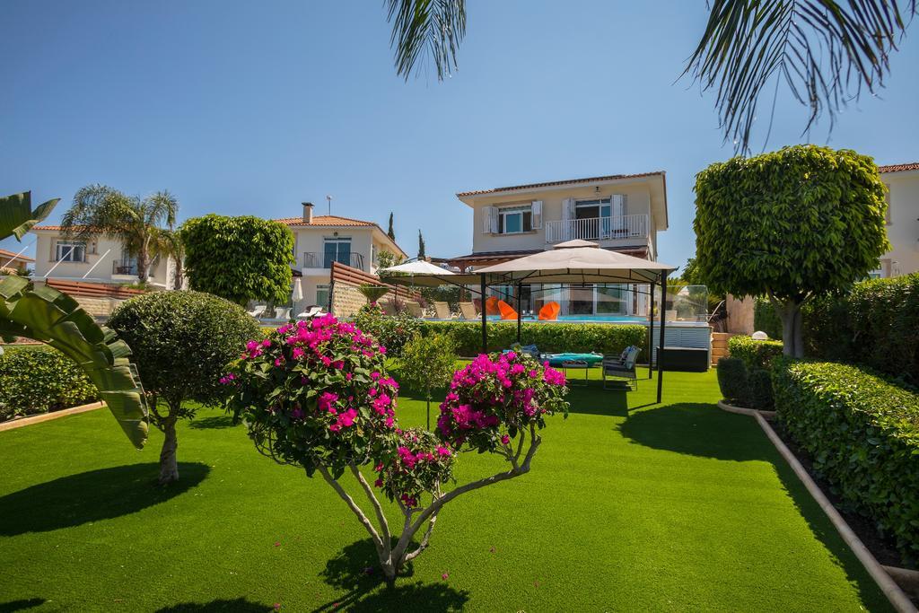 Villa Ricky Protaras Ngoại thất bức ảnh