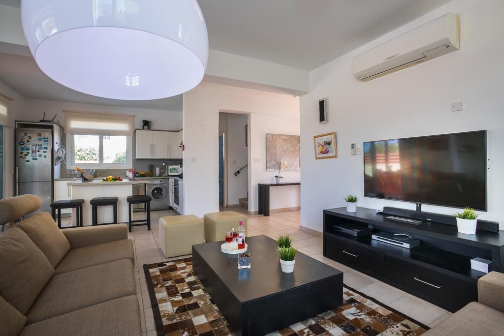 Villa Ricky Protaras Ngoại thất bức ảnh